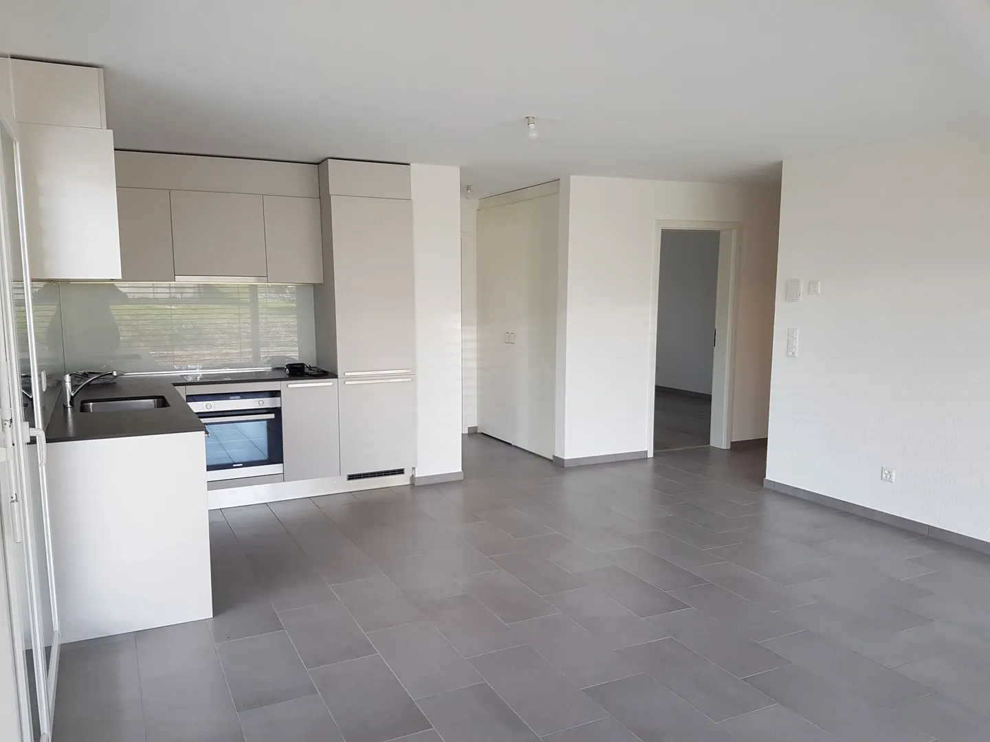 Apartment with 3.5 rooms on the ground floor in Cudrefin - Photo 1 of 8