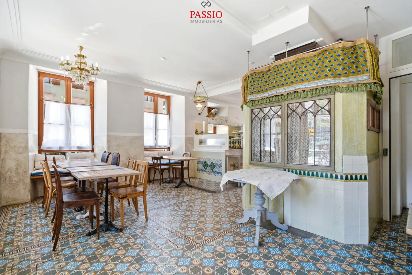 Historical hotel and multi-family house with usage concept - Photo 9 of 73