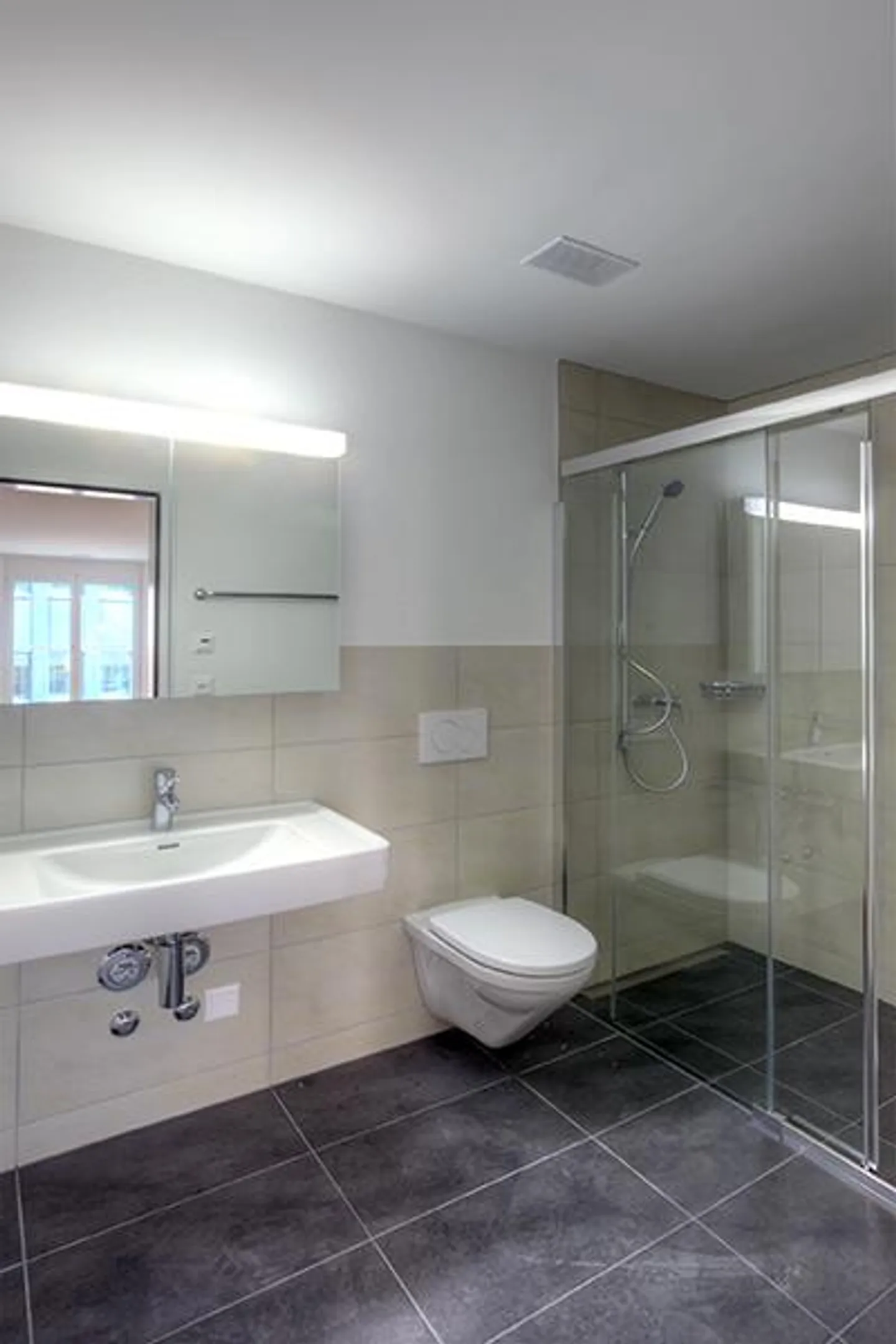 Geräumige 2½-Zimmer-Wohnung - Foto 3 von 7