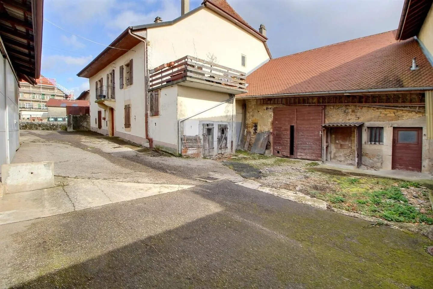 GRANDE POTENZIALE per questo bellissimo casale da ristrutturare in Viager, parzialmente occupato, senza pensione - Foto 3 di 13