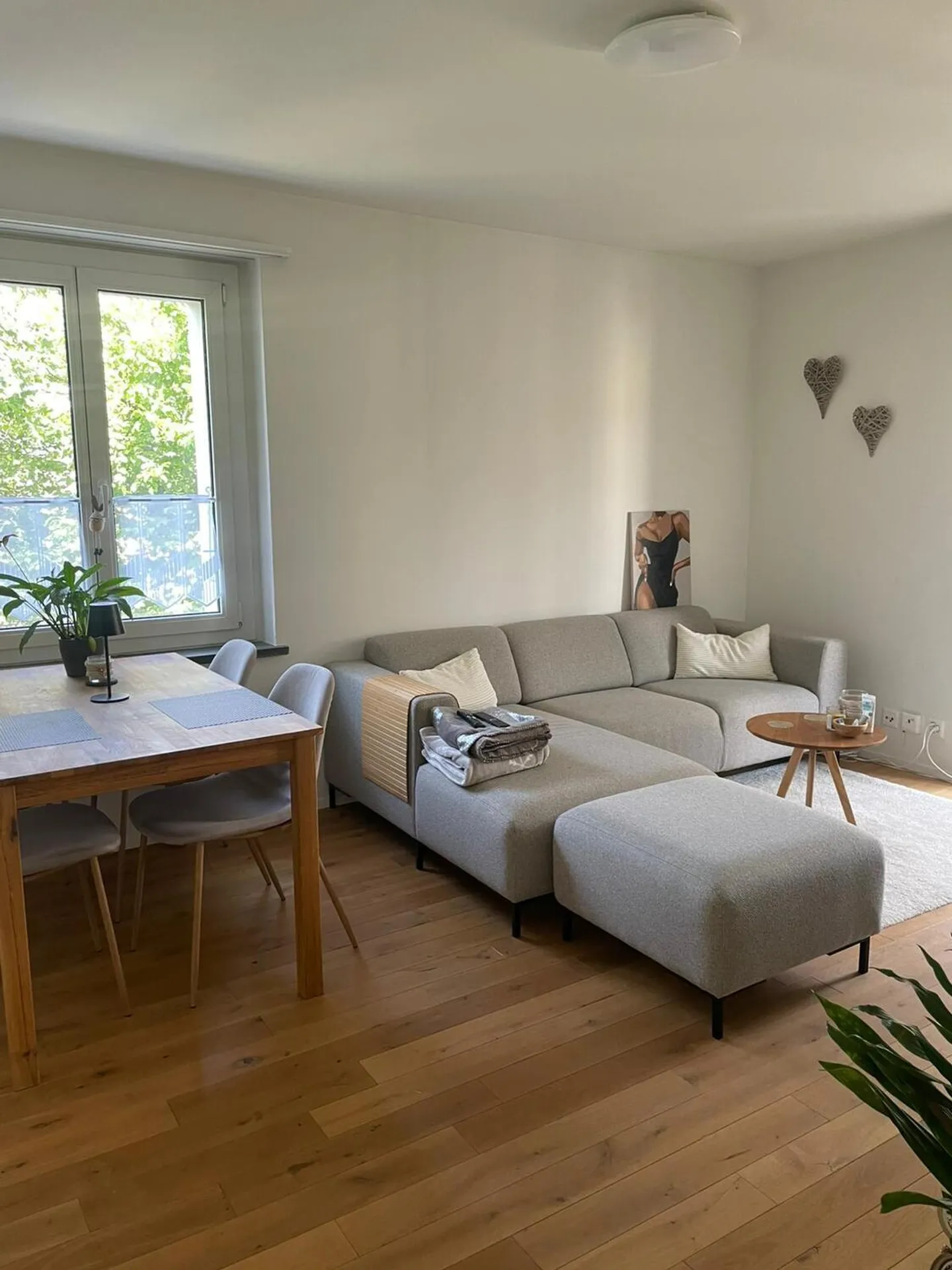 Modern 3-Room Apartment in Bern - Photo 2 of 7