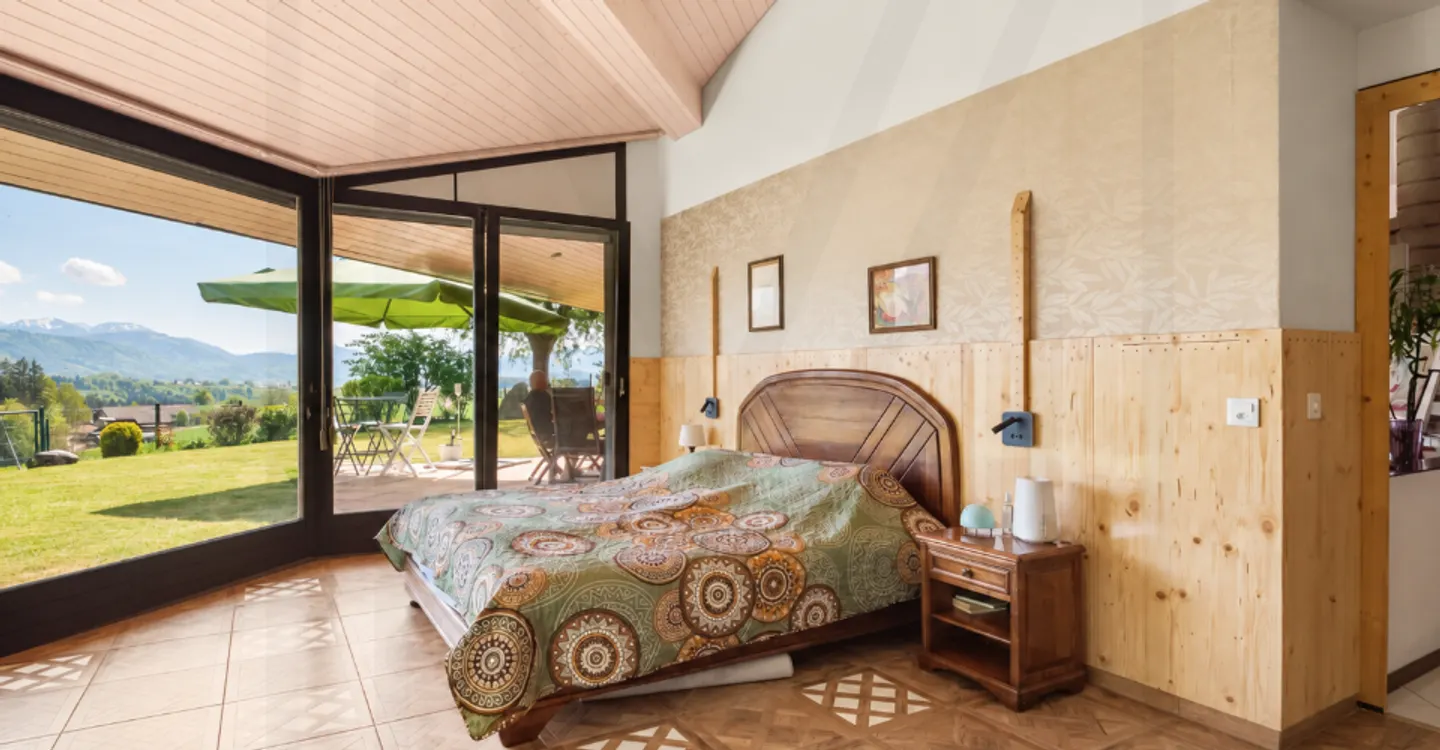 Villa architettonica con vista - Foto 12 di 13