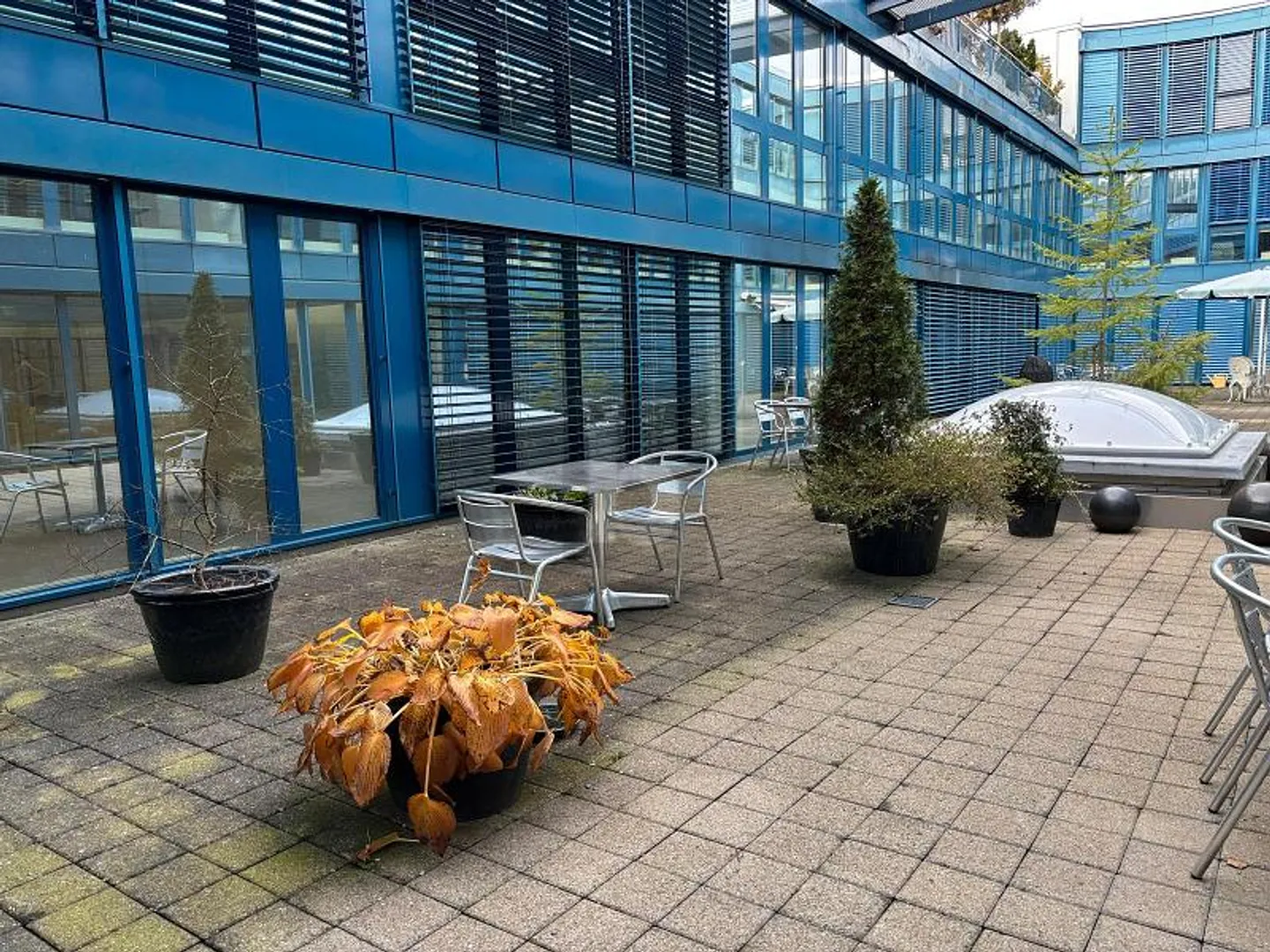 ILLUMINATO CON UN'OFFERTA SPAZIALE GENEROSA - Foto 5 di 6