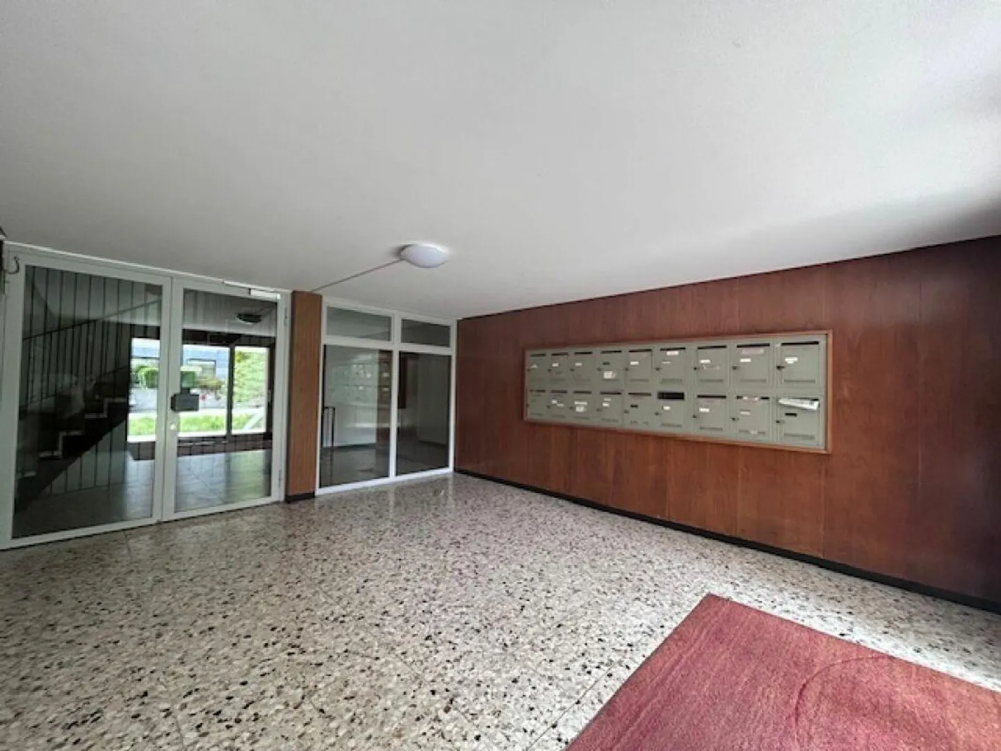 2.5 ROOM APARTMENT WITH OPEN VIEW AND GARAGE INCLUDED - Photo 13 of 16