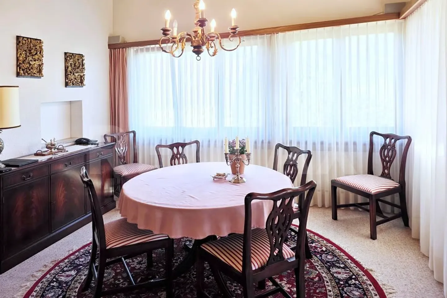 Vivere con vista: Casa unifamiliare ben tenuta di 4,5 locali con vista lago e grande giardino, Lauerz SZ - Foto 3 di 13