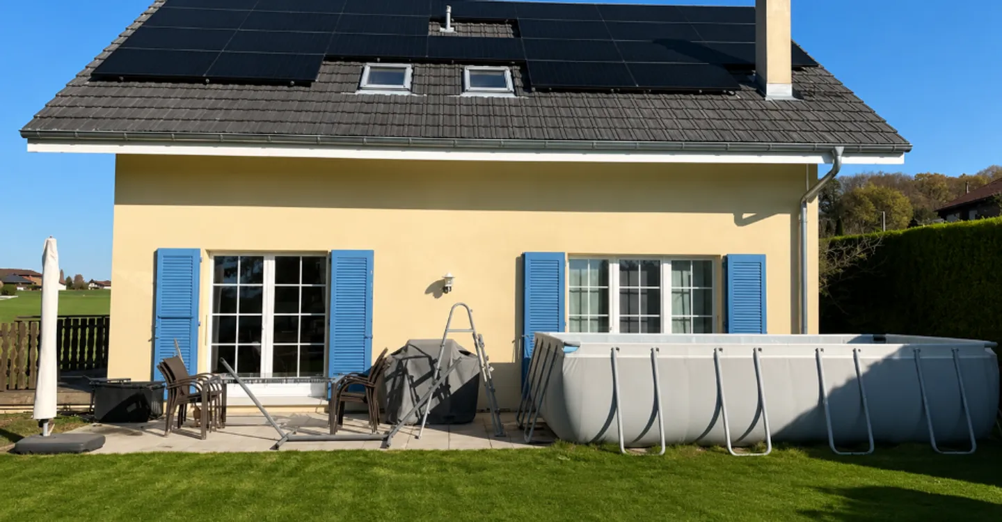 Superb 6.5-room individual villa with geothermal energy and solar panels - Mézières (FR) - Photo 2 of 7