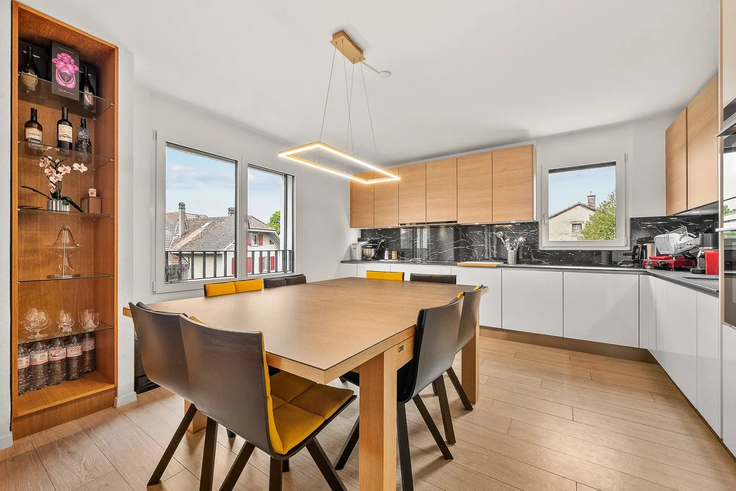 Bell'appartamento di 3,5 stanze con balcone vetrato ? Ambiente tranquillo vicino a Morges - Foto 3 di 9