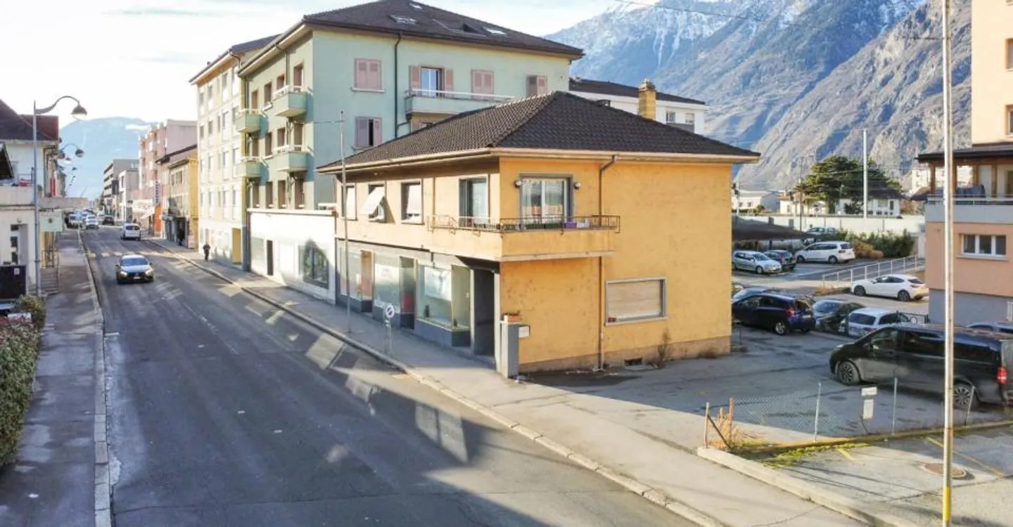 Immobile di investimento a Saxon - Foto 2 di 12