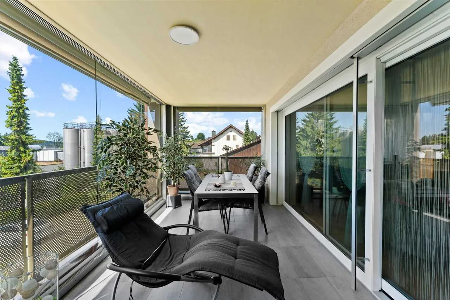 Appartement de 4,5 pièces de haute qualité avec standard Minergie à Hägglingen - Photo 2 sur 13