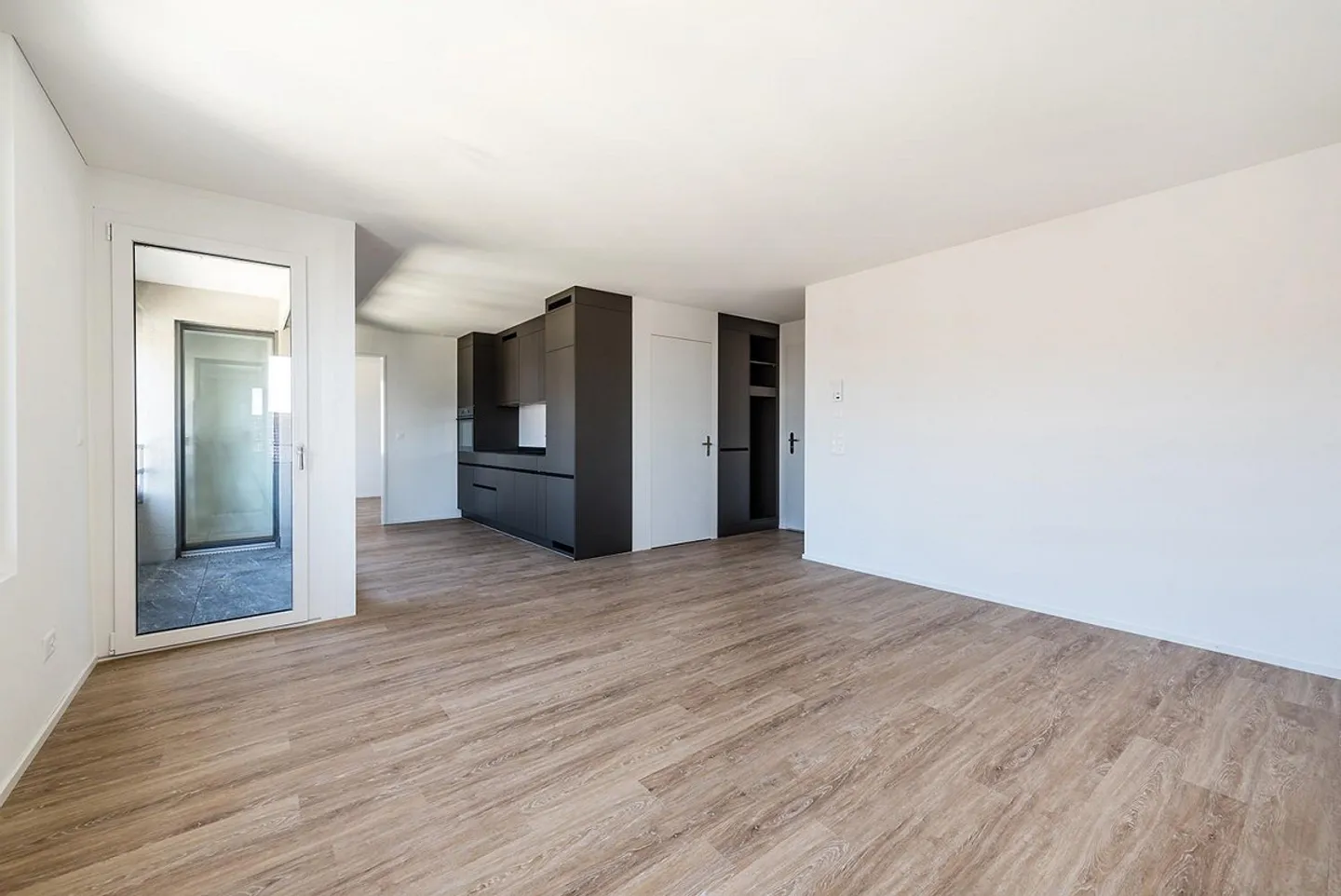 Living in a prime central location - Photo 2 of 6