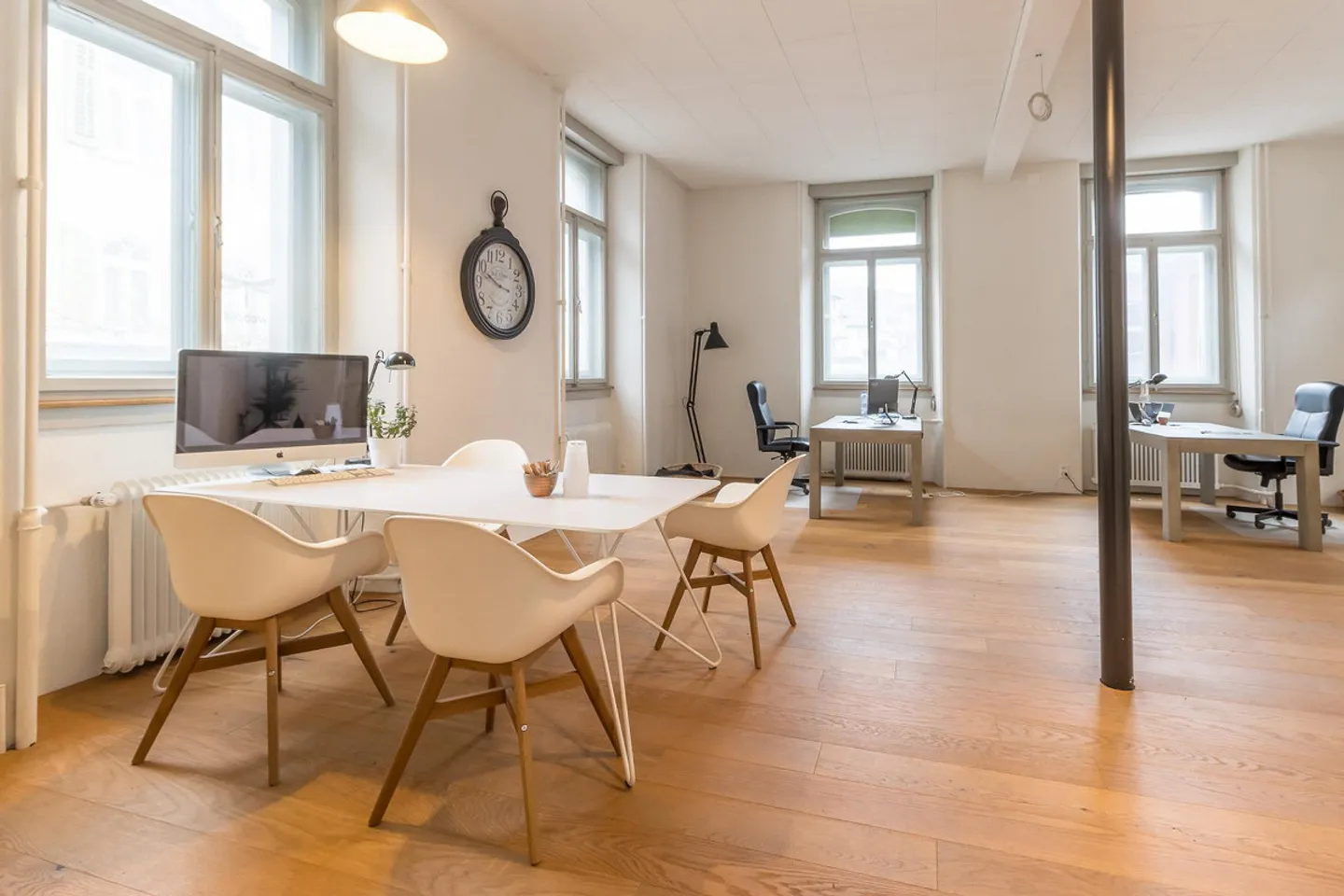 Ambiente di lavoro attraente e ispiratore - Foto 2 di 7