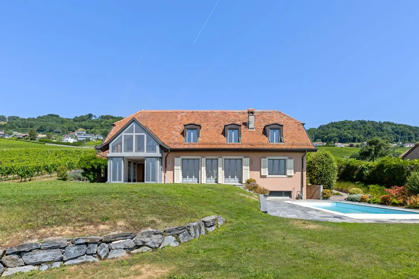 Ein außergewöhnliches Wohnambiente mit Panoramablick - Foto 3 von 13