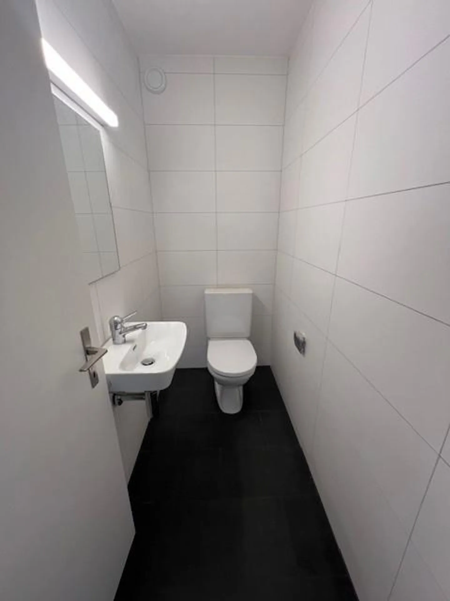 Attraktive, komplett renovierte Wohnung mit Weitsicht - Foto 3 von 6