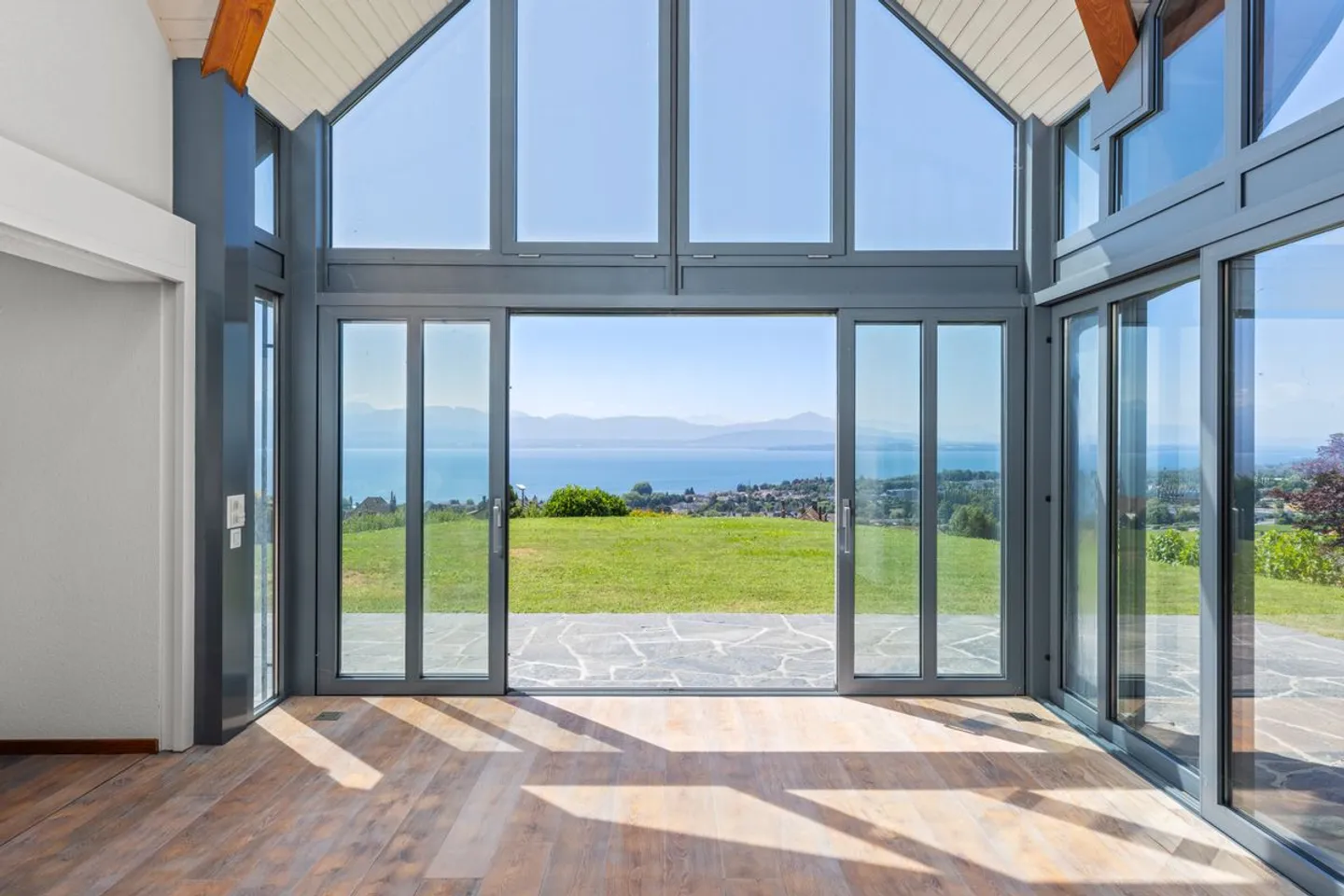 Ein außergewöhnliches Wohnambiente mit Panoramablick - Foto 7 von 13