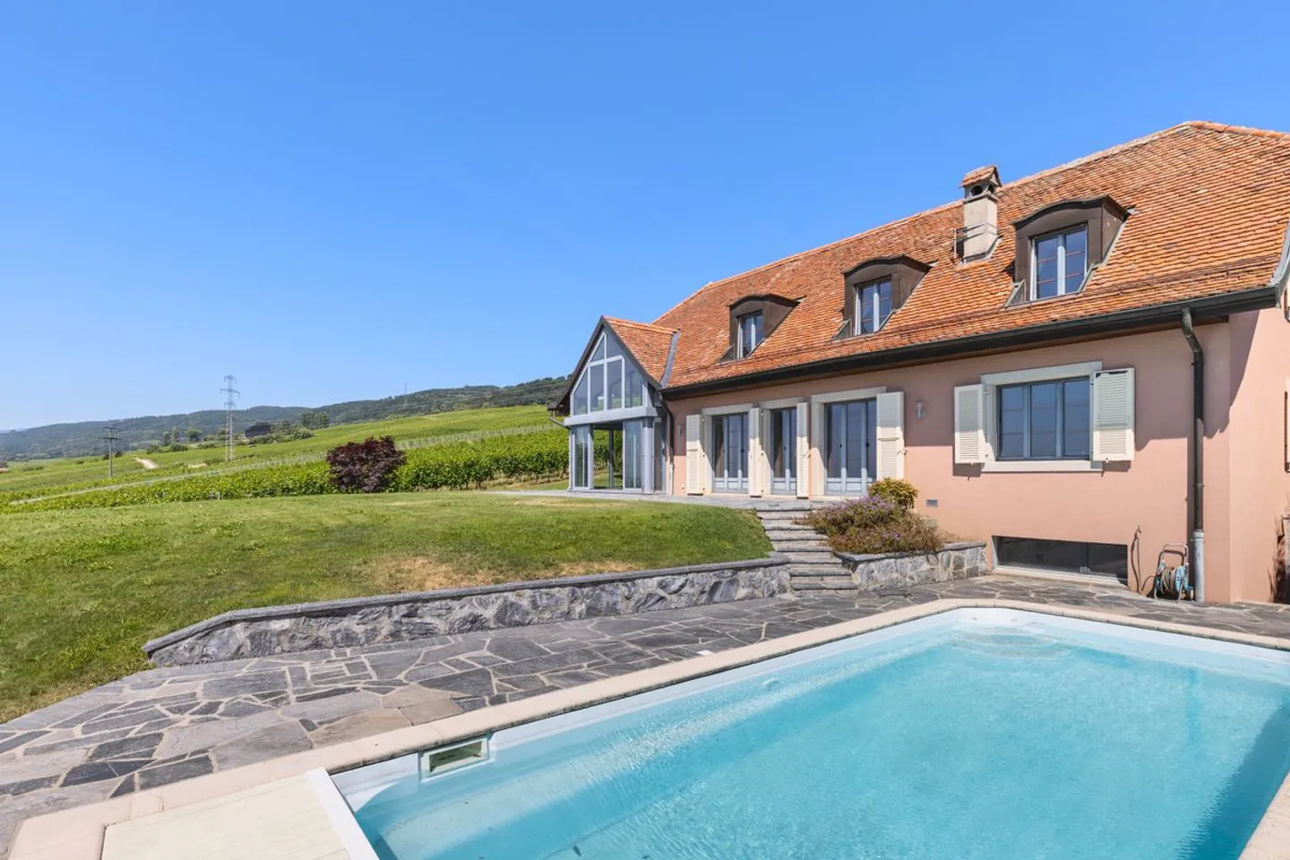 Ein außergewöhnliches Wohnambiente mit Panoramablick - Foto 10 von 13