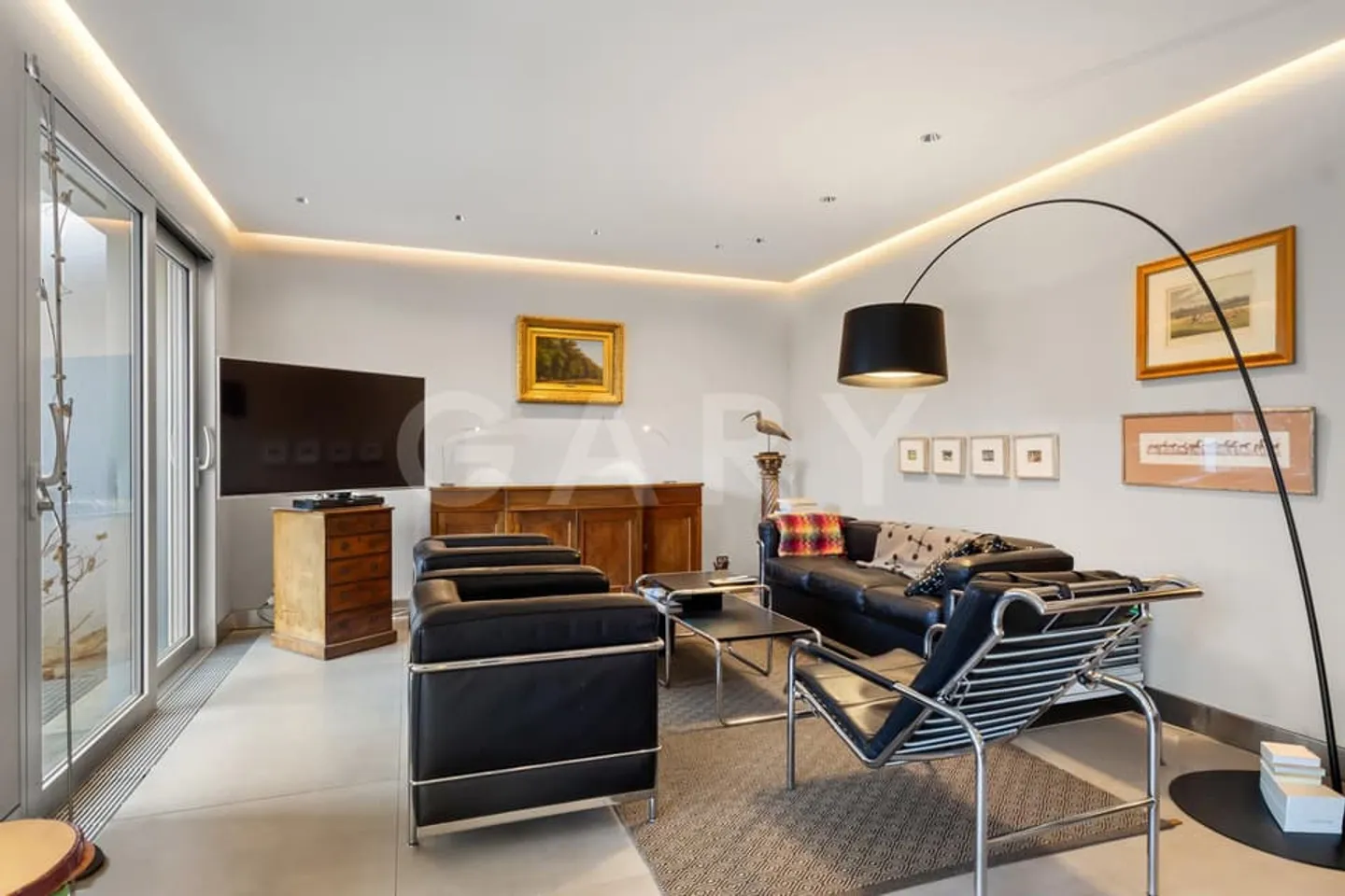 EXCLUSIVE PROPERTY - Photo 6 of 13