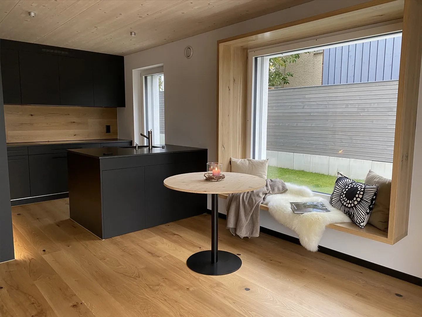 2 1/2 Room Apartment - Photo 1 of 4