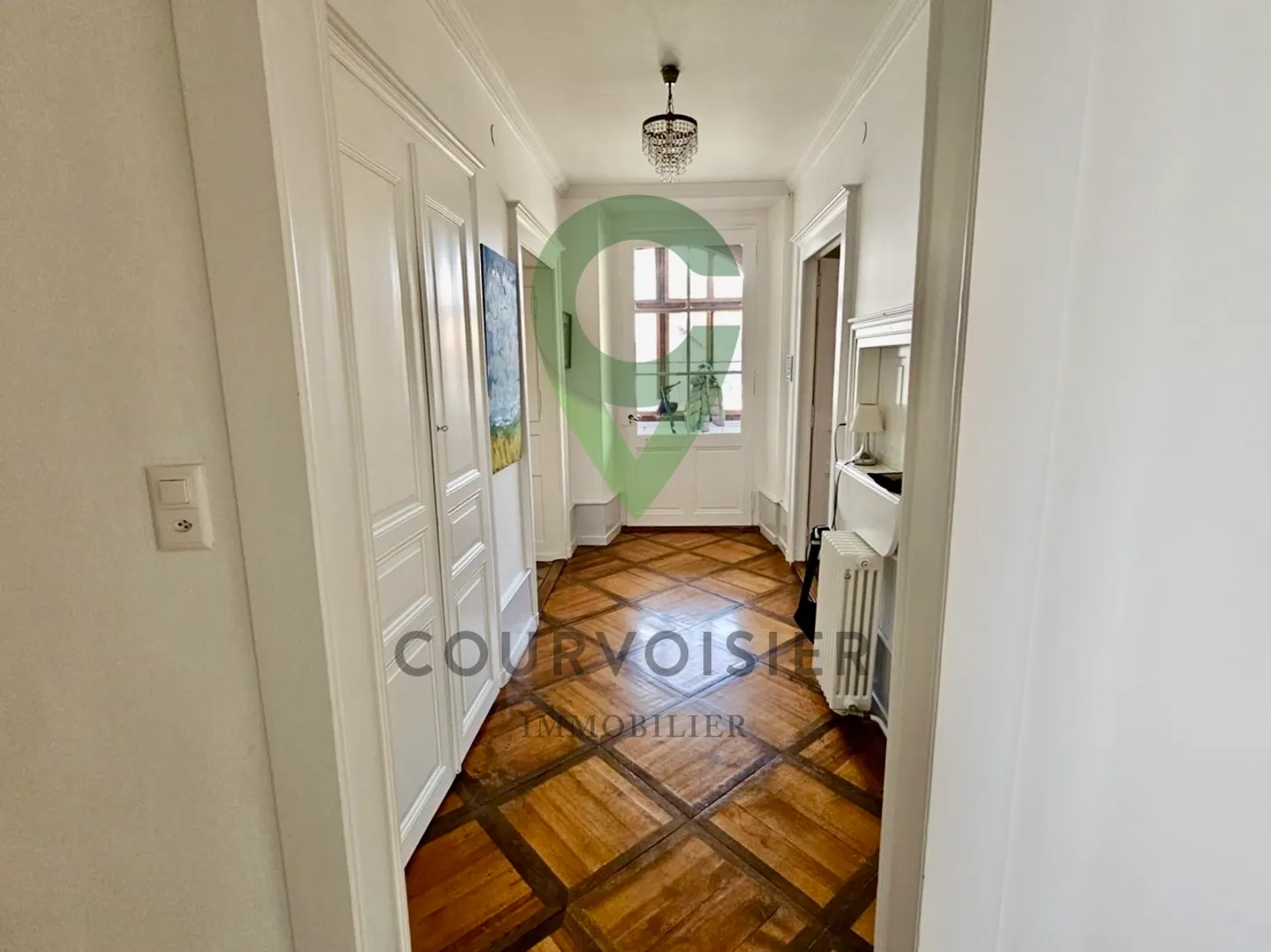 Wunderschöne, charaktervolle 7-Zimmer-Wohnung im Herzen von Etoy renoviert - Foto 1 von 12