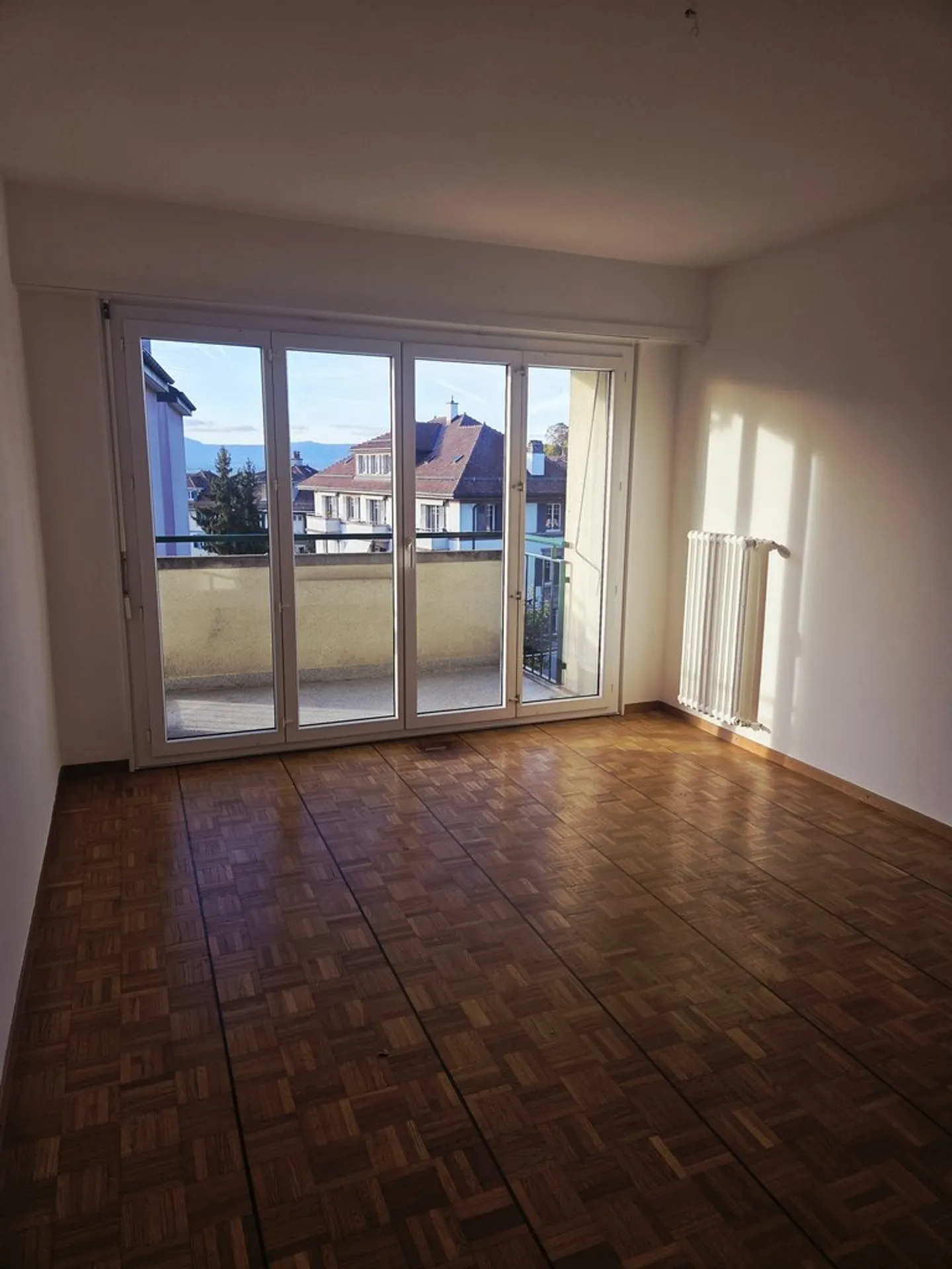 Charming 2-Room Apartment in Lausanne - Photo 5 of 9