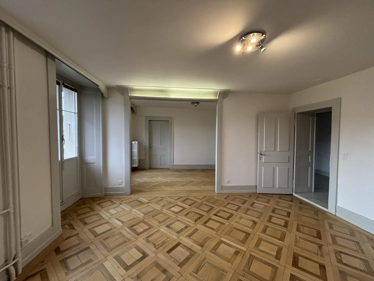 Bright apartment in the city center - Photo 1 of 12