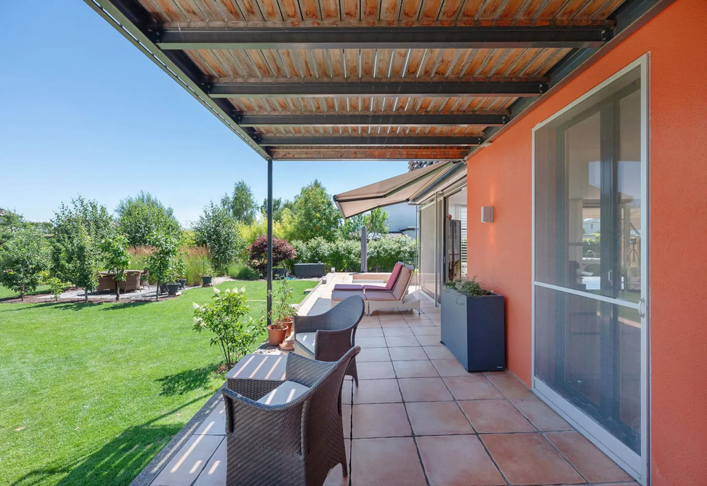 Maison Minergie proche de la ville pour les connaisseurs - Photo 2 sur 15