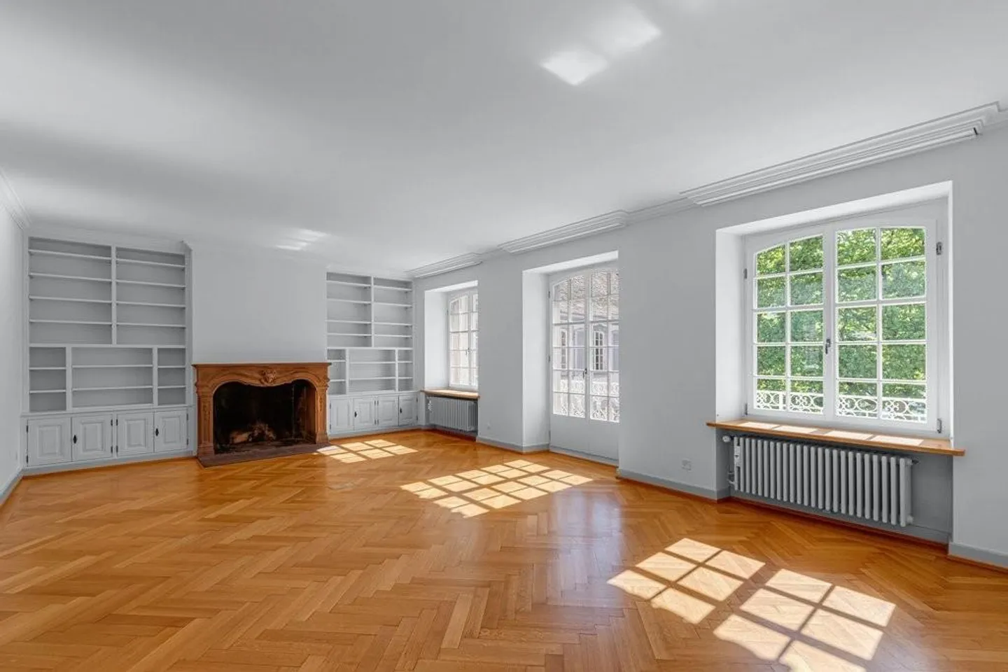 Vivre au bord du Rhin avec style et espace, appartement de 6 pièces en emplacement privilégié - Photo 8 sur 12