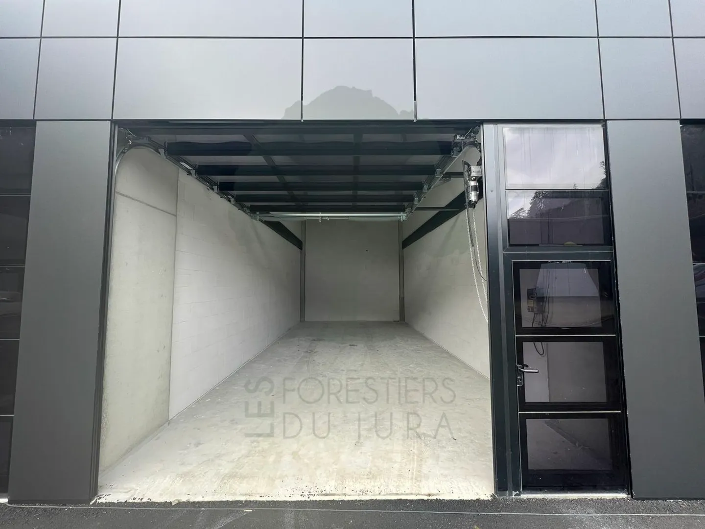 «Espaces artisanaux modulables à Porrentruy - De 22m² à 527m² au sol» - Photo 5 sur 8