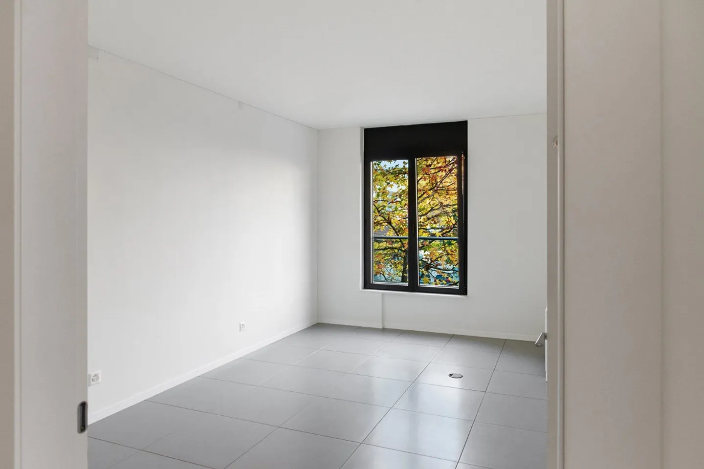 Anpassbarer offener Raum in der dynamischen Porta Nord von Lugano - Foto 5 von 6