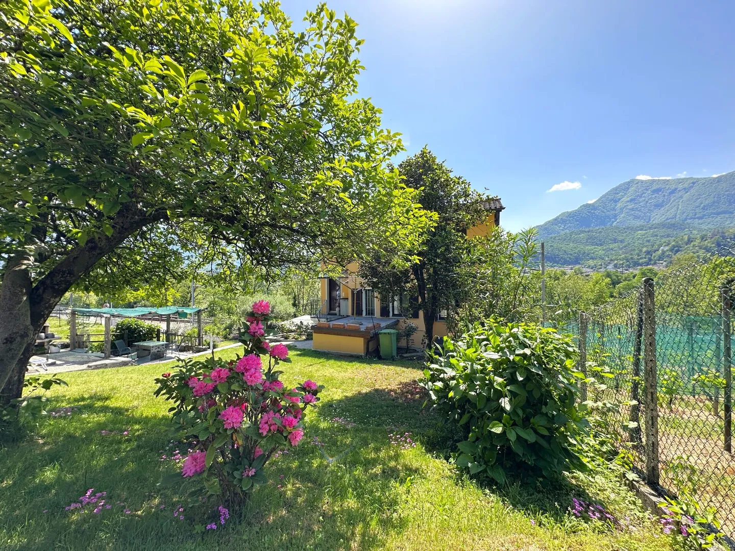 Bellissima casa unifamiliare a Solduno - Foto 10 di 11