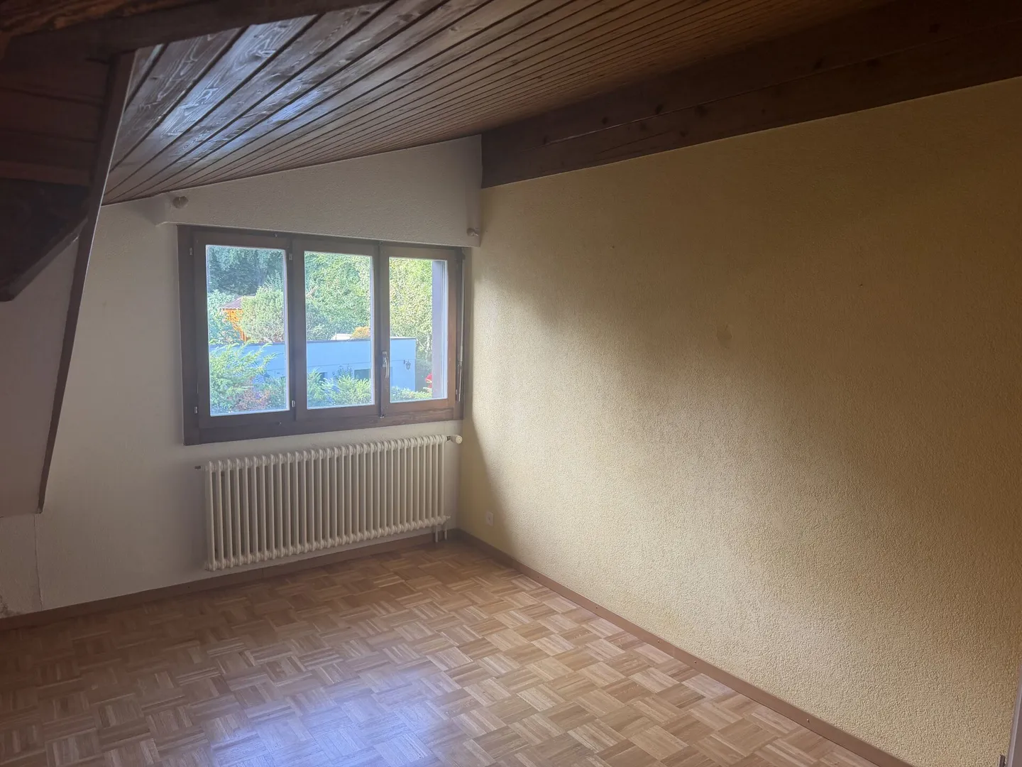 Single-family house with 8 rooms and separate studio - Cugy VD - Photo 11 of 16