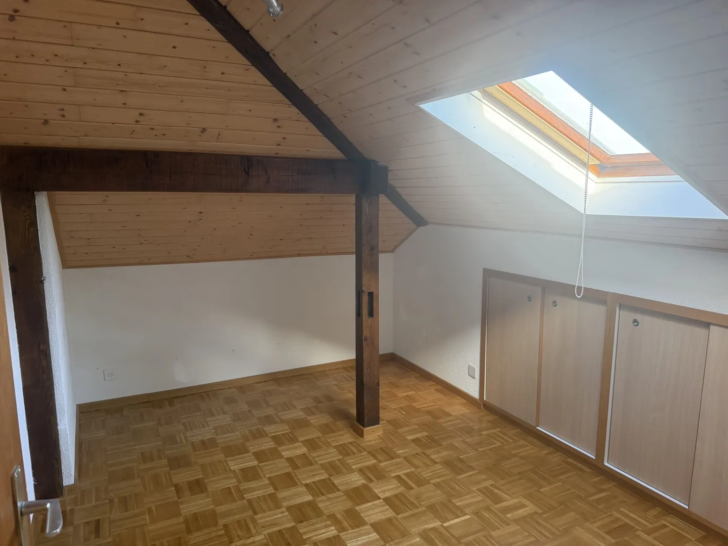 Single-family house with 8 rooms and separate studio - Cugy VD - Photo 14 of 16