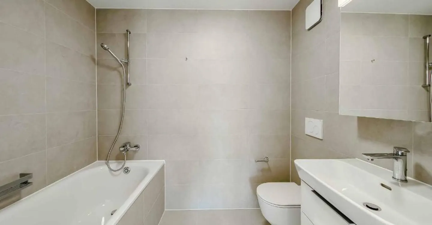 Appartement Familial Spacieux à Gruvatiez - Photo 4 sur 8