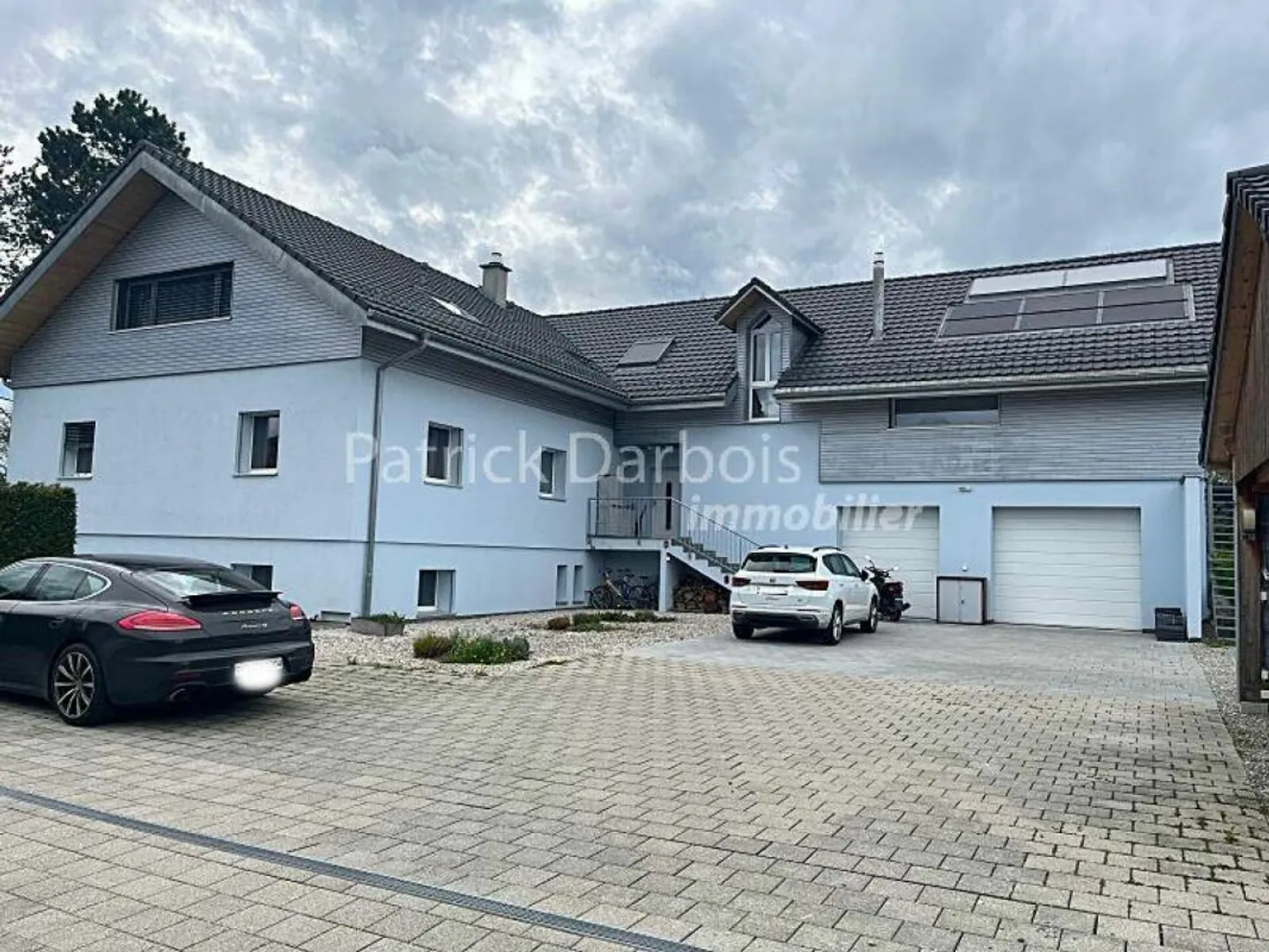 Casa ristrutturata con giardini - Foto 41 di 58