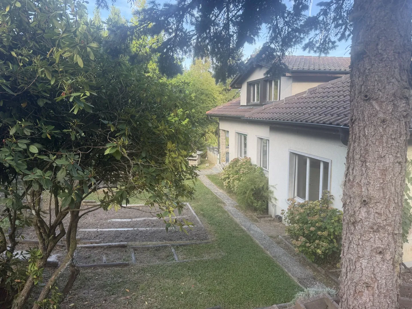 Single-family house with 8 rooms and separate studio - Cugy VD - Photo 16 of 16