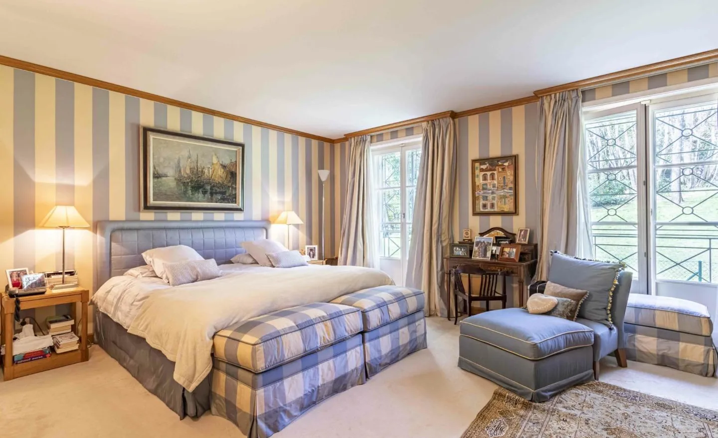 Exceptional apartment in the heart of a green setting - Photo 4 of 5