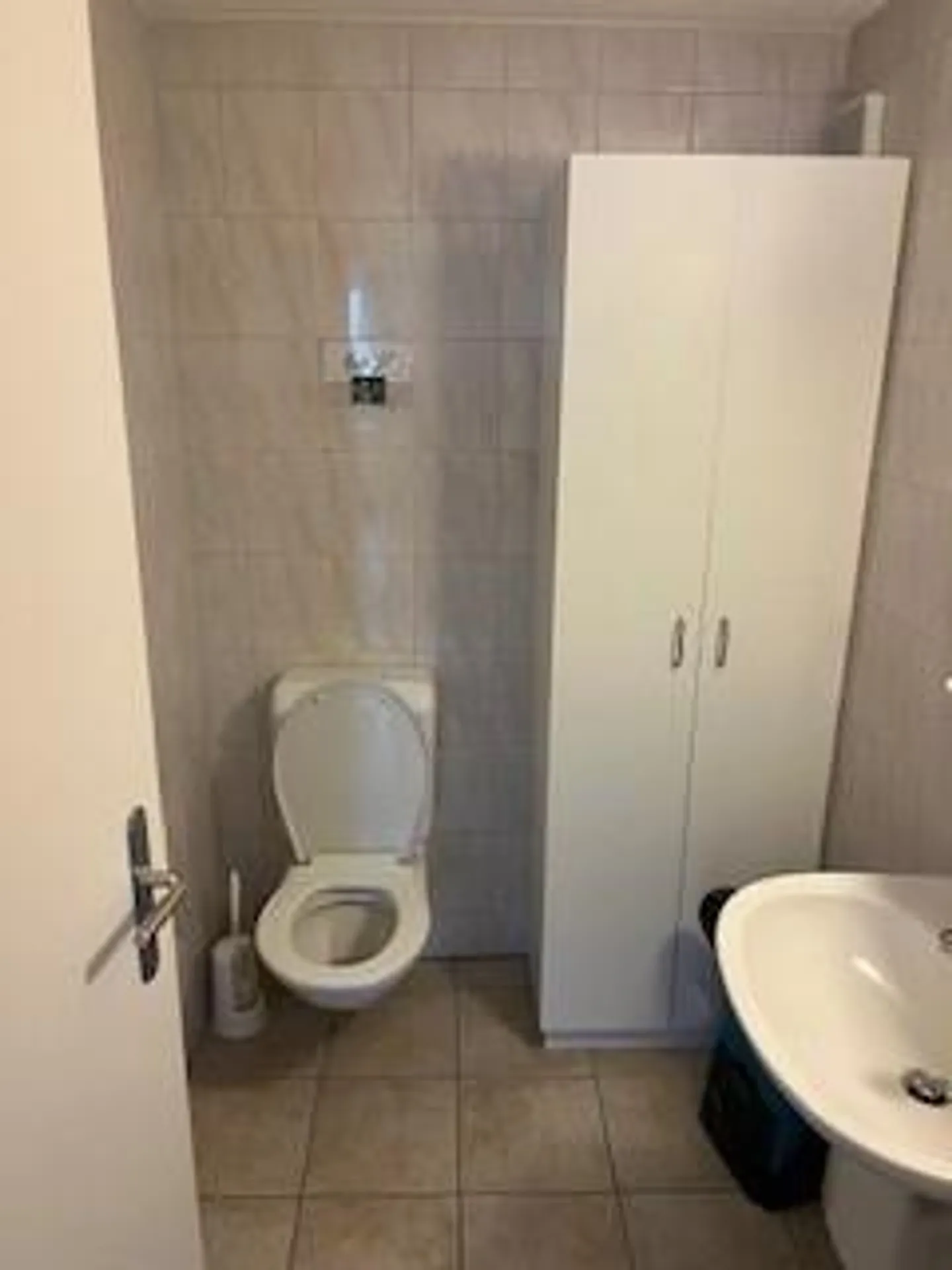 Office space for rent - Photo 6 of 6