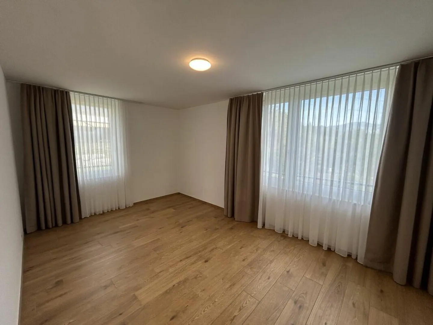 Appartement en attique de 4,5 pièces au standard de propriété recherché ? - Photo 12 sur 18