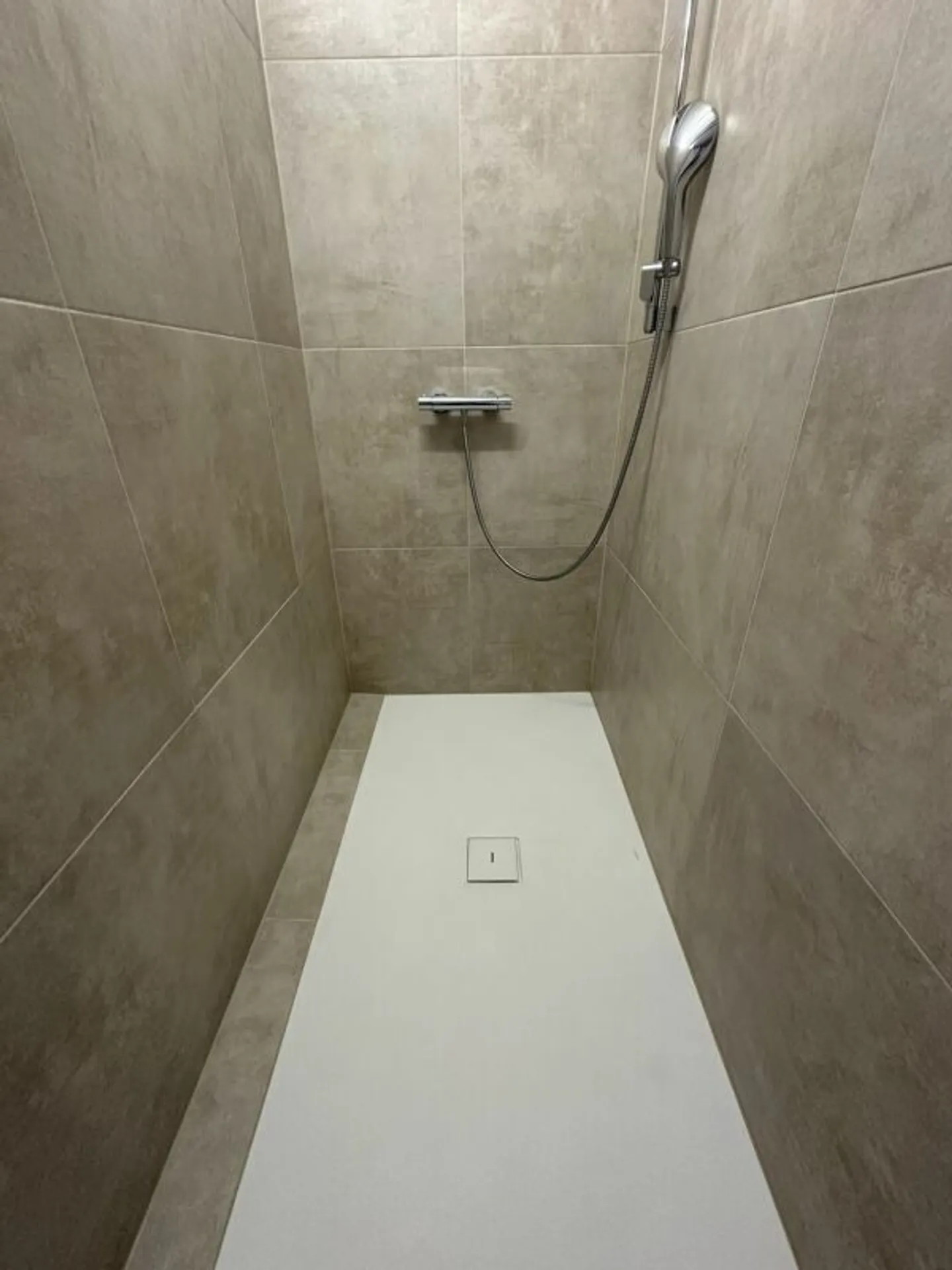 Wohnung/Zimmer/Haus für Arbeiter, Firmen und Saisonniers - Foto 6 von 16