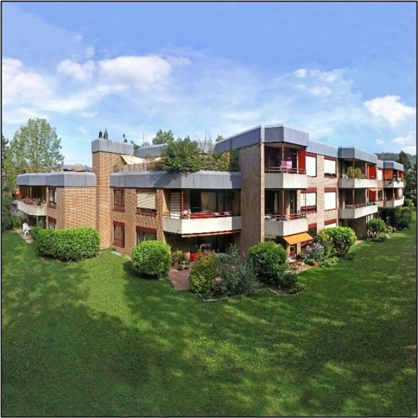 Votre Maison Appartement 6.5 pièces – Parfait pour les Familles, les Colocations et les Expats - Photo 1 sur 13