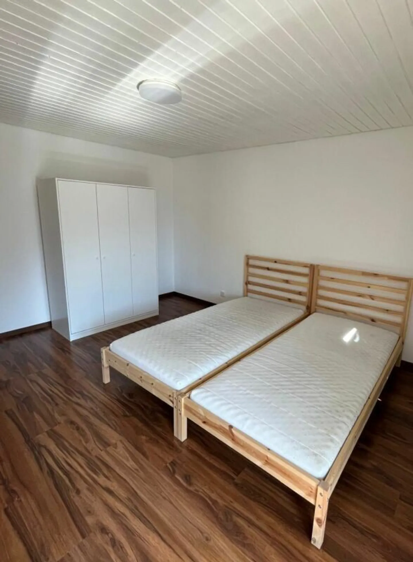 Wohnung/Zimmer/Haus für Arbeiter, Firmen und Saisonniers - Foto 8 von 16