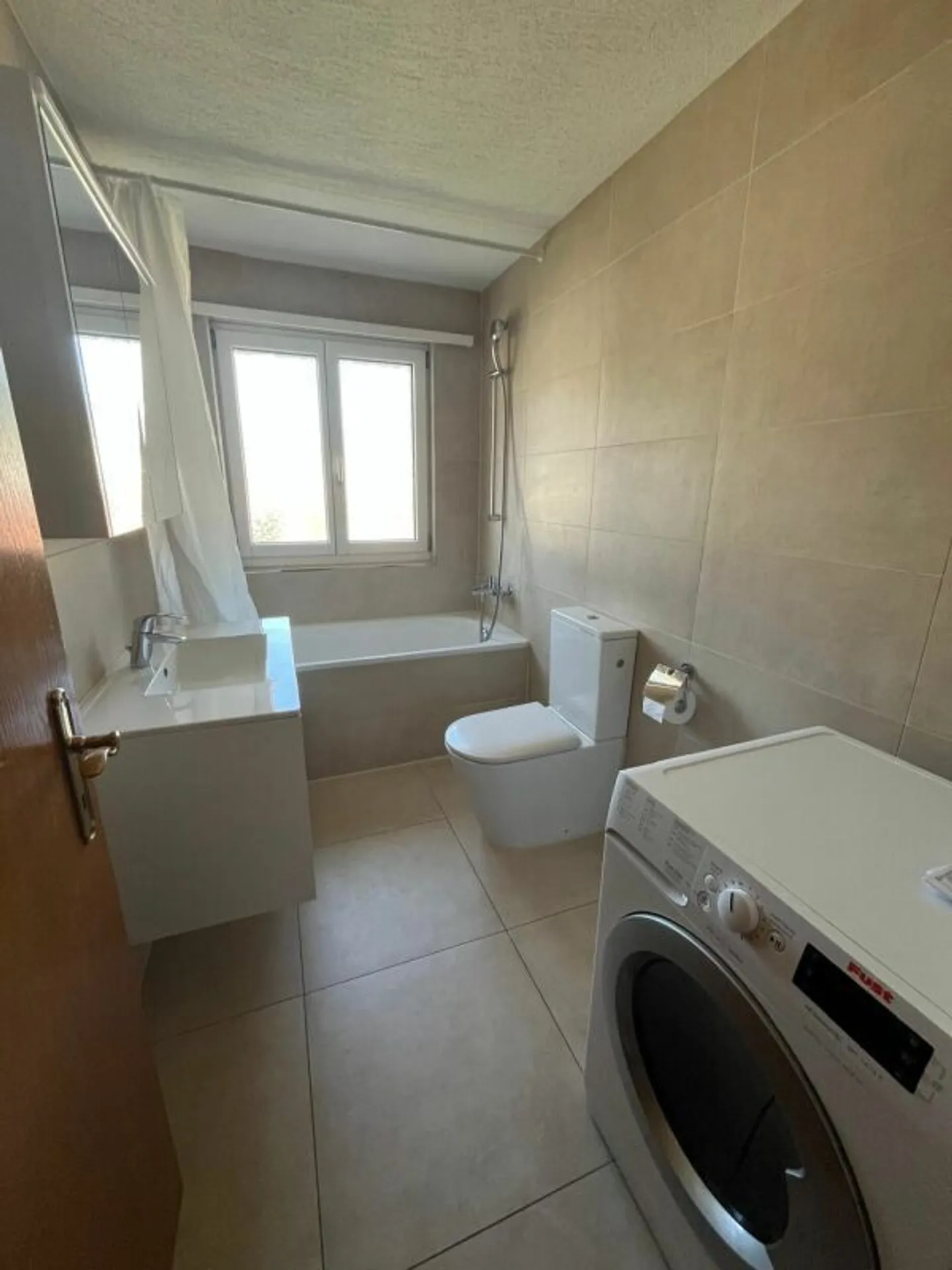 Wohnung/Zimmer/Haus für Arbeiter, Firmen und Saisonniers - Foto 10 von 16