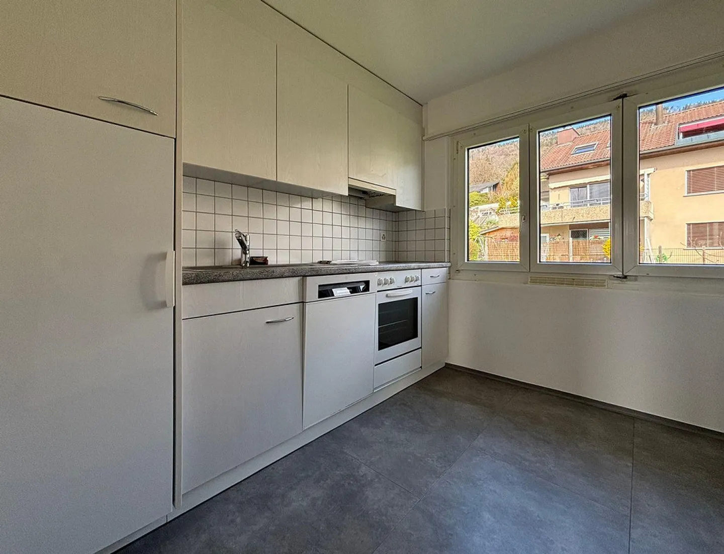 4.5-Room Apartment - Photo 3 of 12