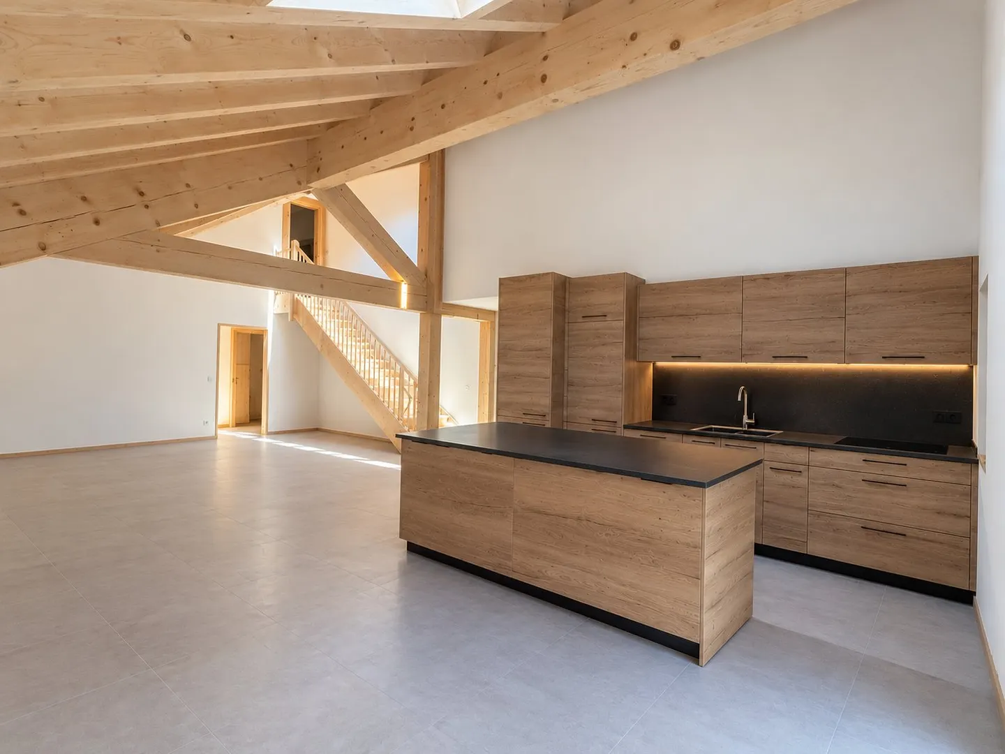 Appartamento Duplex Incantevole - Foto 2 di 10