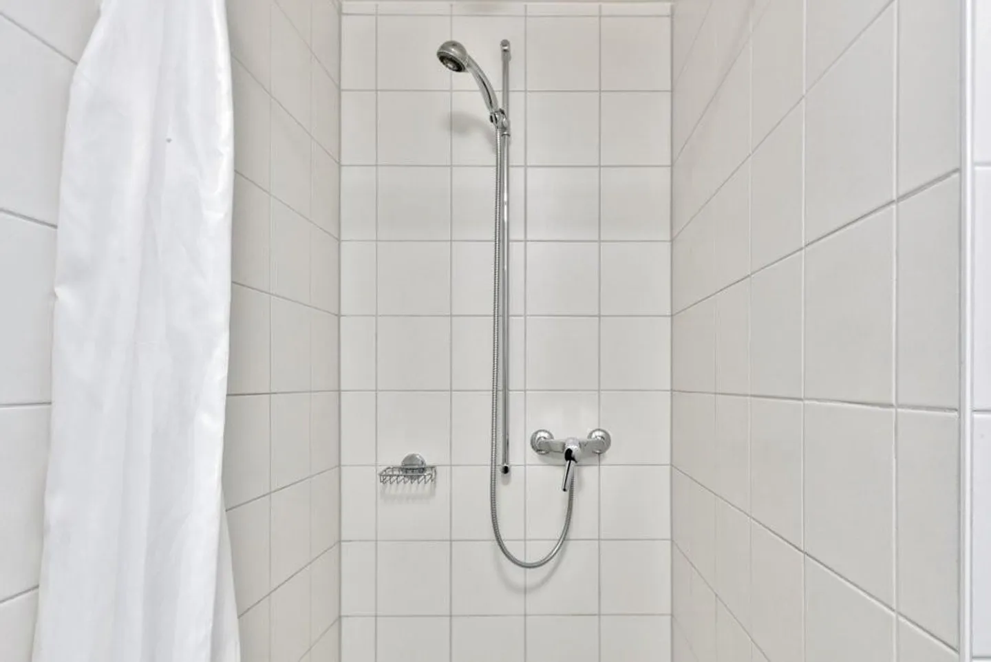 Affittare senza deposito - Camere arredate nel quartiere Charmilles - Foto 8 di 8