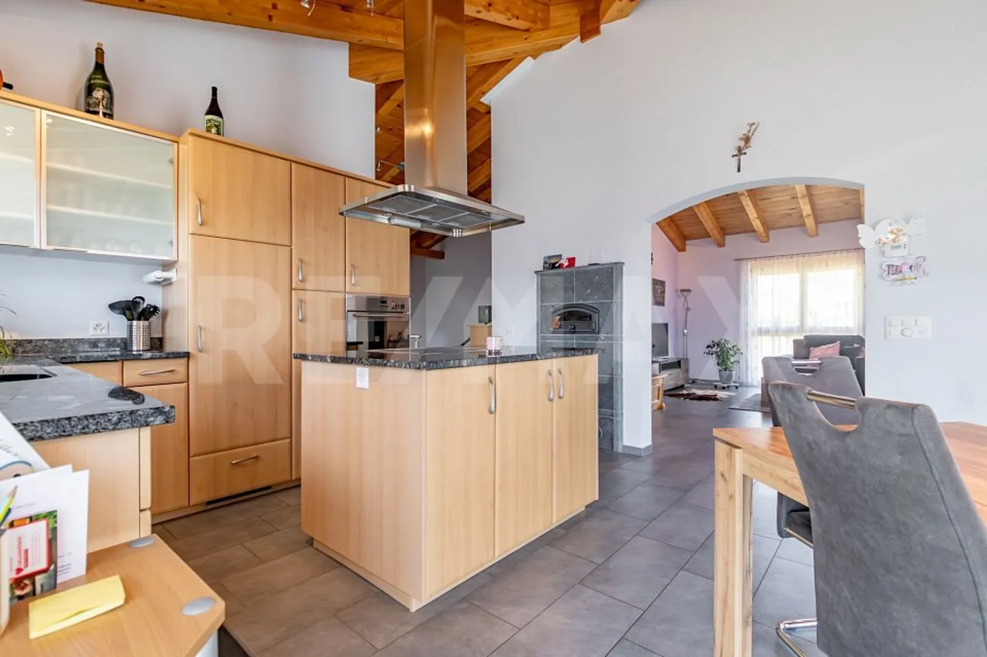 Geräumiges Einfamilienhaus mit Bergblick - Foto 5 von 13