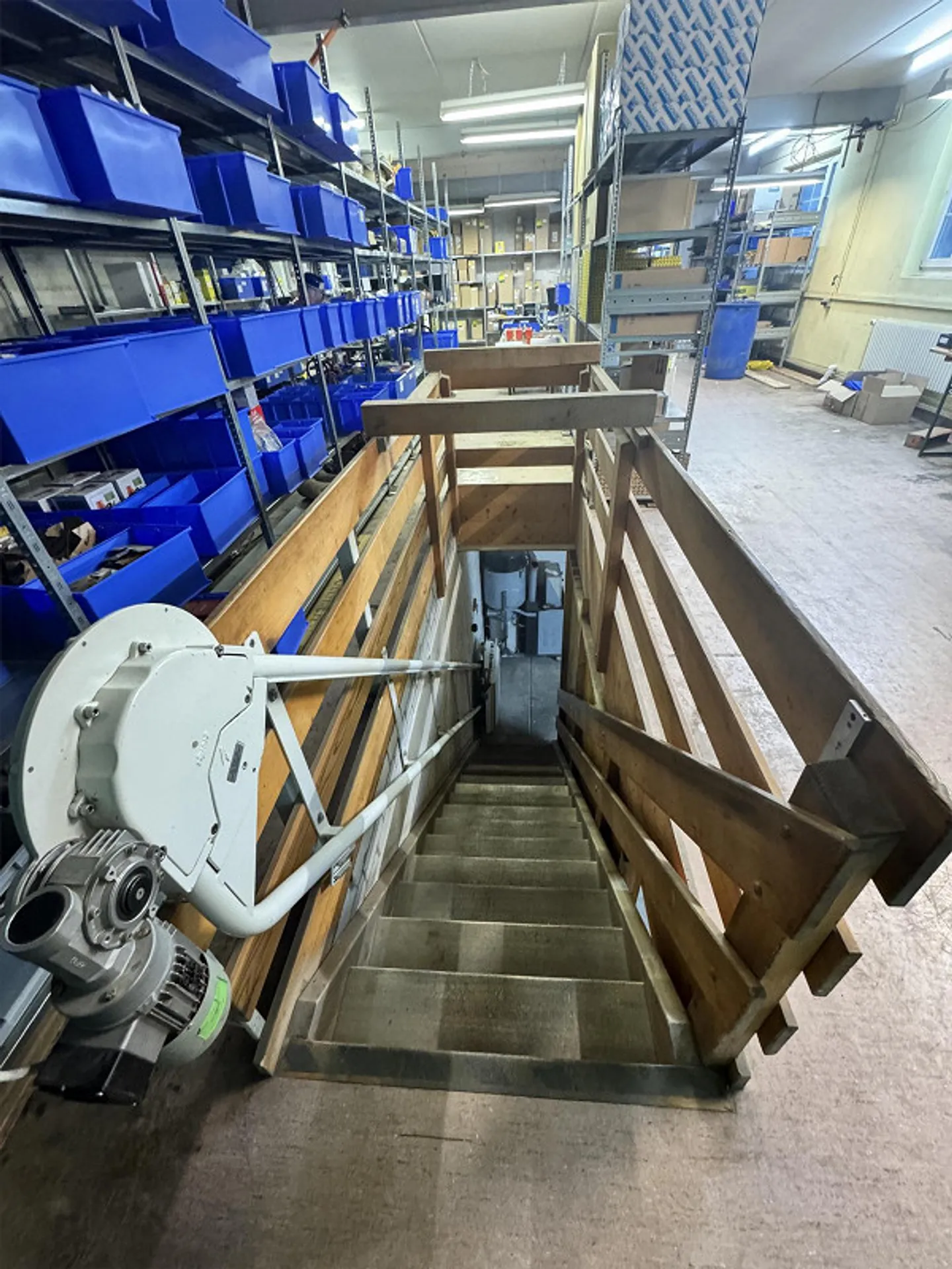 Espaces de bureau et de stockage flexibles à louer au premier étage - Photo 3 sur 16