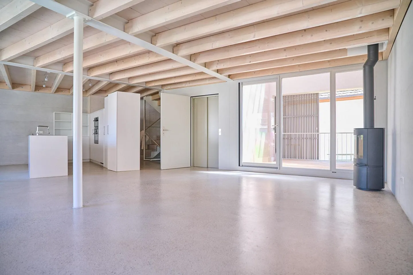 Ampio spazio per vivere - Elegante casa unifamiliare vicino ad Allschwil - Foto 1 di 13