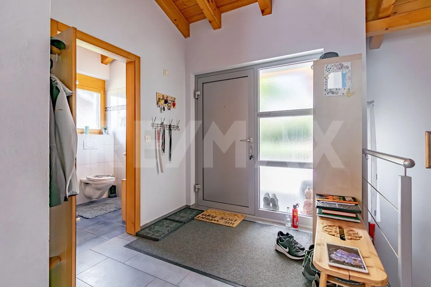 Geräumiges Einfamilienhaus mit Bergblick - Foto 12 von 13