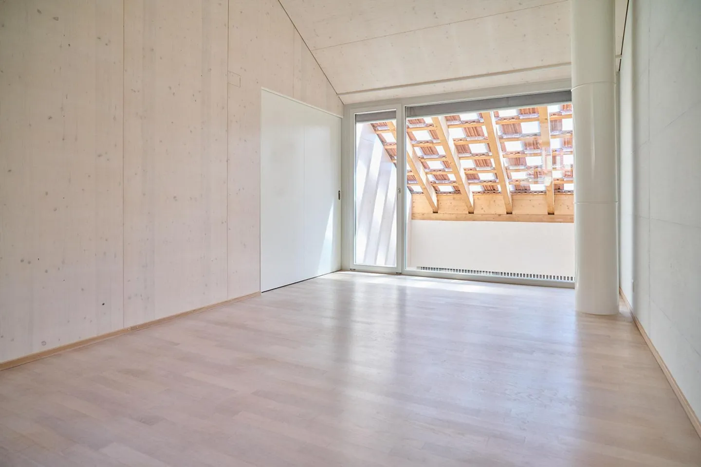 Ampio spazio per vivere - Elegante casa unifamiliare vicino ad Allschwil - Foto 5 di 13