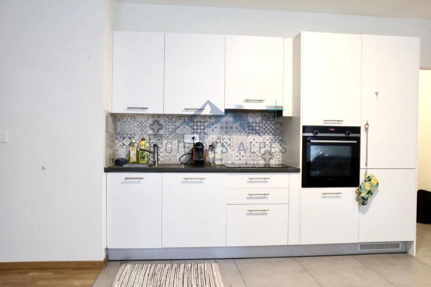 Renovierte 2.5-Zimmerwohnung - Foto 4 von 10